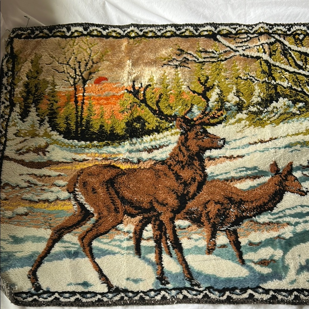 Deer tapestry from 1960 - Picture 3 of 16